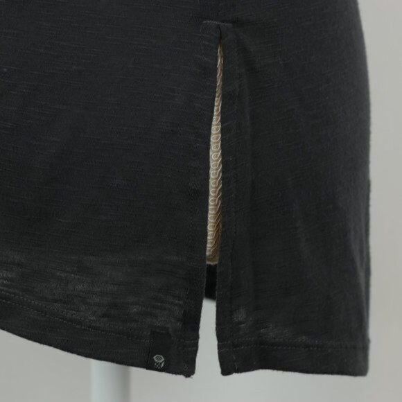 Mountain Hardwear Women's Small Gray Knit Vented Scoop Neck Tank Top - Picture 5 of 8